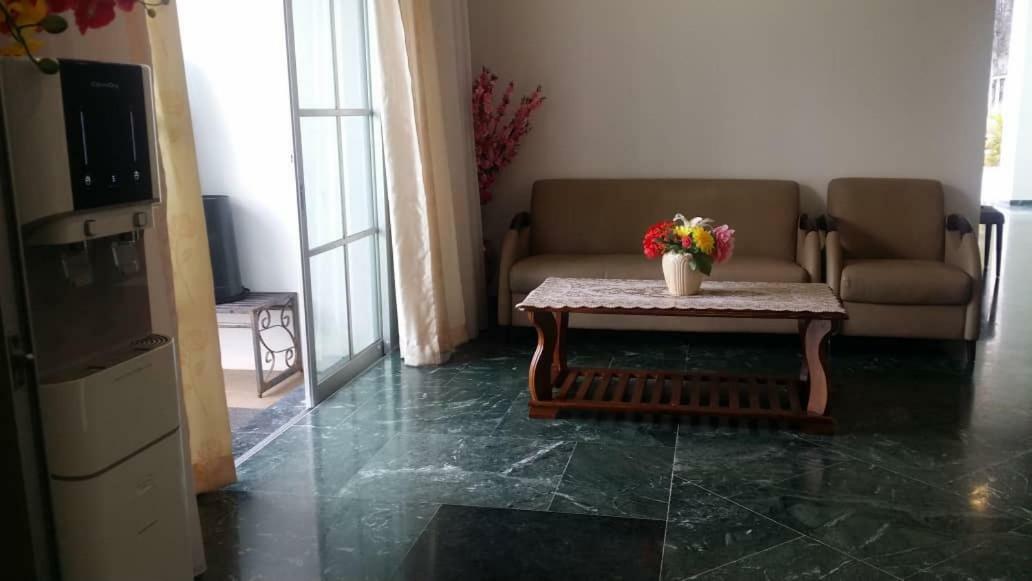 6, Persiaran Tanjung Bunga 3 Villa Batu Feringgi Luaran gambar