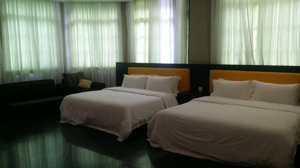 6, Persiaran Tanjung Bunga 3 Villa Batu Feringgi Luaran gambar