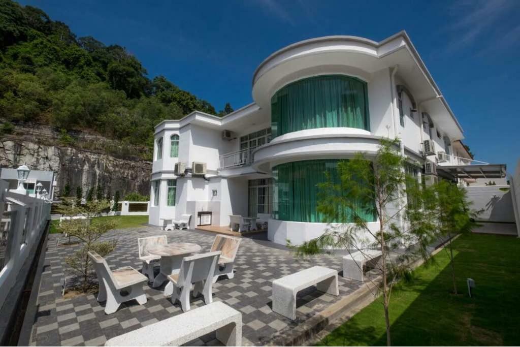 6, Persiaran Tanjung Bunga 3 Villa Batu Feringgi Luaran gambar