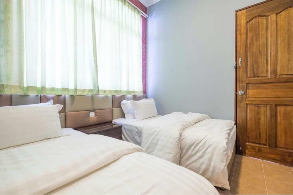 6, Persiaran Tanjung Bunga 3 Villa Batu Feringgi Luaran gambar